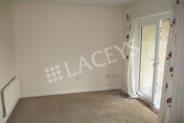 11 Milton Close, Yeovil photo 3