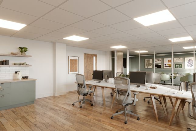 Office to let in Bolt Court, London