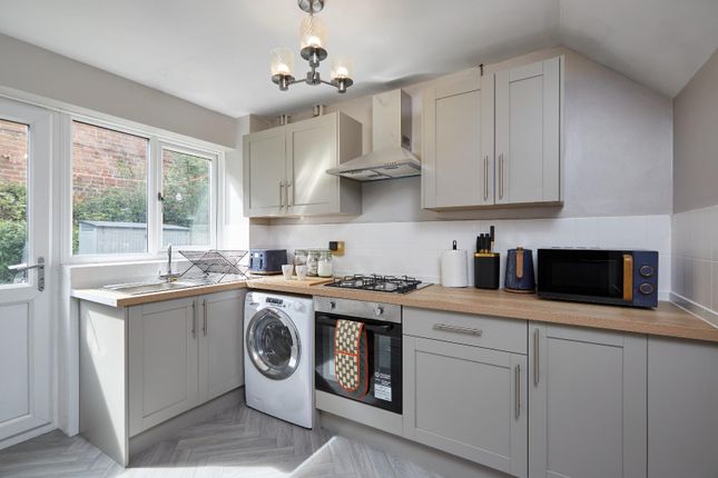 8, Kensington Square, Harrogate photo 5