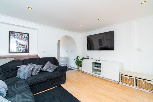 Terraced house to rent in Friars Croft, Southampton
