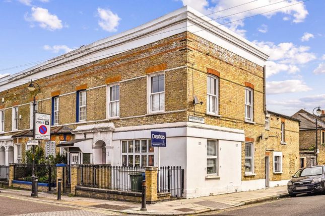 Thumbnail Flat for sale in Maxted Road, London