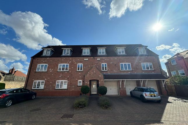 1-bed flat on 19, Falcon Court, SHEFFIELD, £625/mo