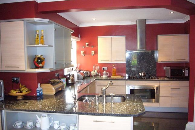 Room 1, 4, Stapenhill Road, Wembley photo 4