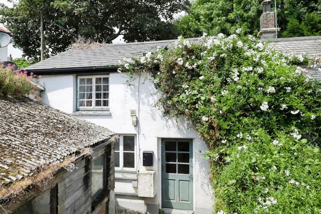 2-bed house on 8A, Alverton Terrace, Cornwall, £165,000