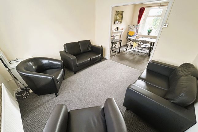 1160, Neath Road, Swansea photo 3