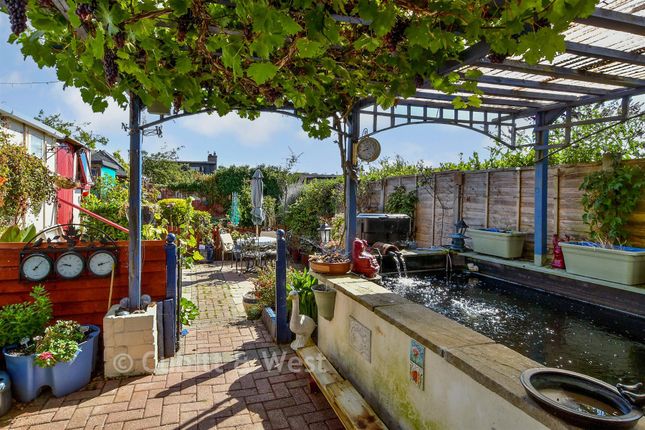 20, Bengairn Avenue, Brighton photo 3