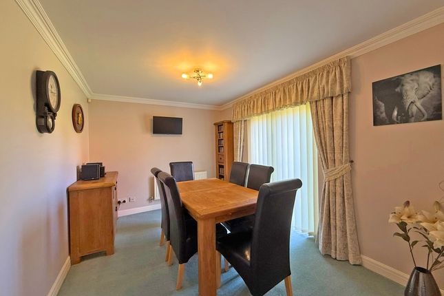 11, Rowan Fields, Scarborough photo 5