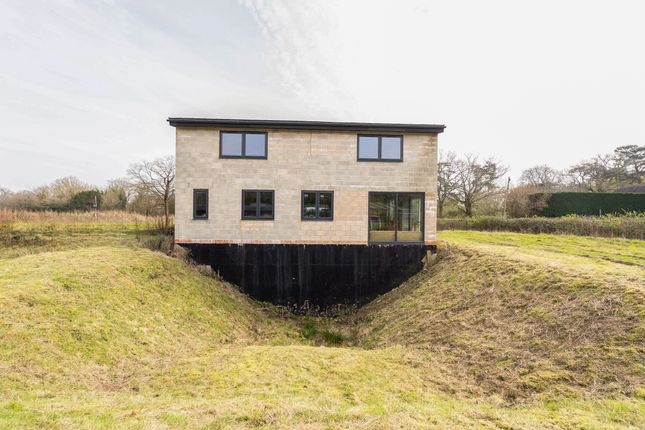 West House, Crackerbarrel Farm, Beare Green, Dorking photo 4