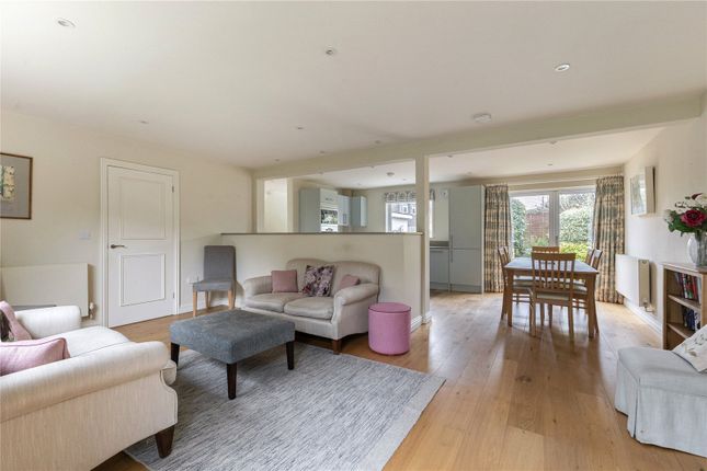 10, Nelson Close, Hampshire photo 4