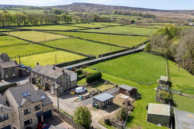 104, Mill Moor Road, Holmfirth photo 5