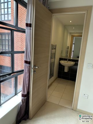 Flat 426, 40, St. Pauls Square, Birmingham photo 5