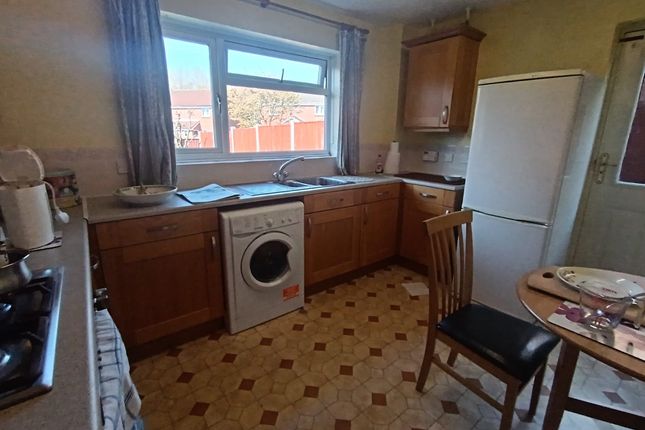 33 Japonica Drive, Nottingham photo 4