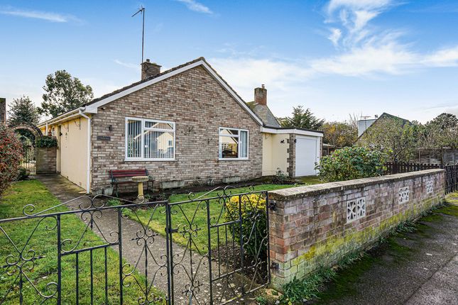 3-bed house on 21, Westlands Avenue, Weston on the Green, £425,000