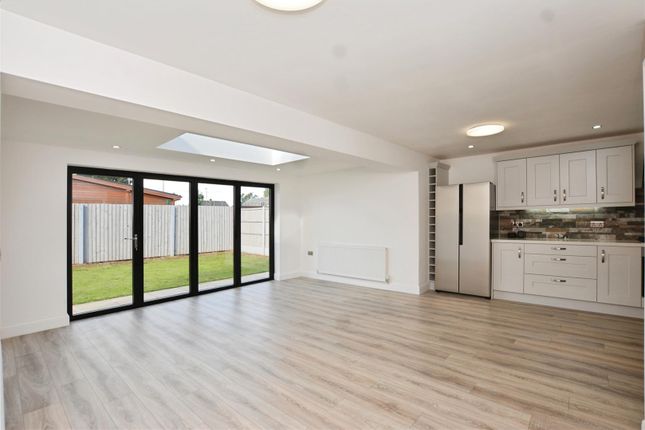 15, Girton Close, Scunthorpe photo 3