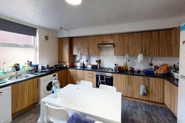 Property to rent in Brudenell Grove, Hyde Park, Leeds