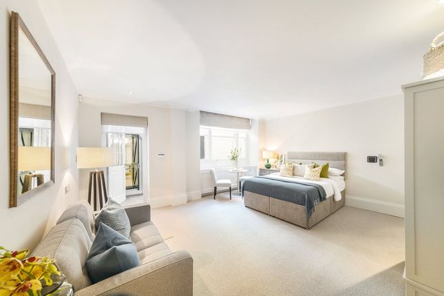 Terraced house to rent in Eaton Square, Belgravia