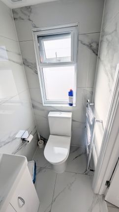 16, Buller Road, London photo 4