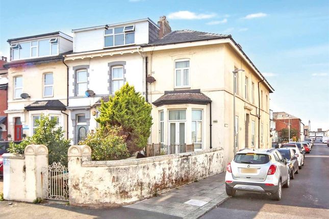 5 Bedroom Terraced in FY4 1BP