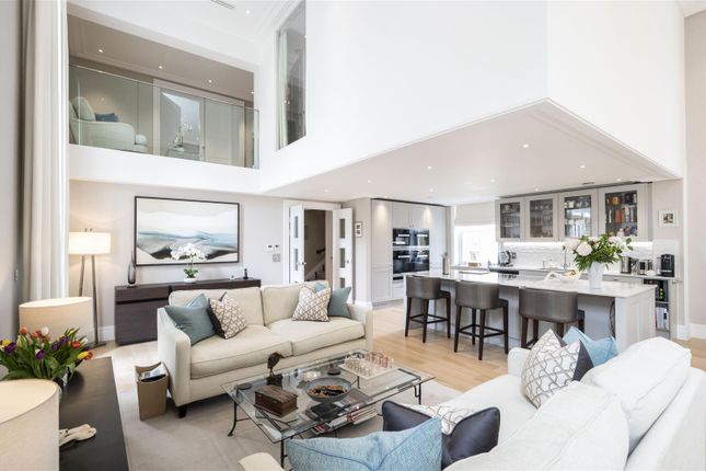 Flat for sale in Atkinson House, Chambers Park Hill, Wimbledon