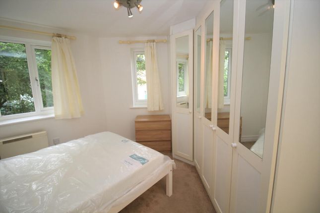 Apt 8, Trinity Court, Cleminson Street, Salford photo 5