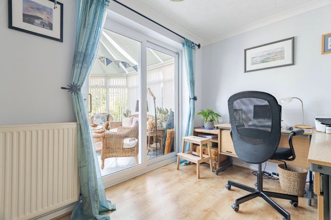 8 Christmas Lane, Lowestoft photo 4