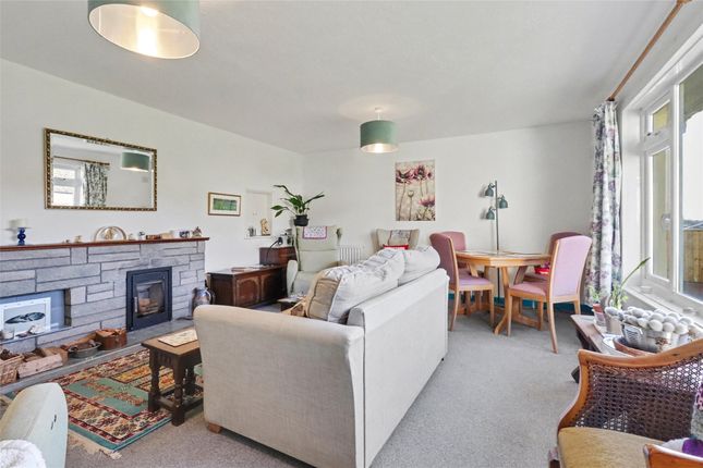 3 Maclins Close, South Molton Devon, Devon photo 3