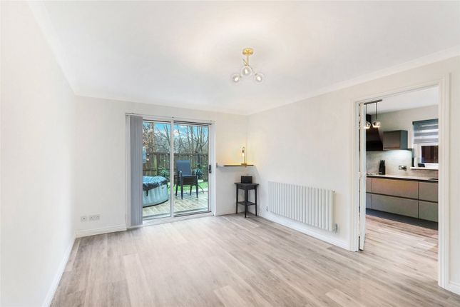 39, Mathieson Crescent, Glasgow photo 3