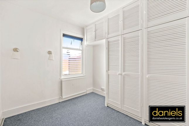 112B, Rucklidge Avenue, London photo 4
