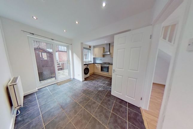 8, Nant Y Mynydd, Coed Y Cwm, Pontypridd photo 2