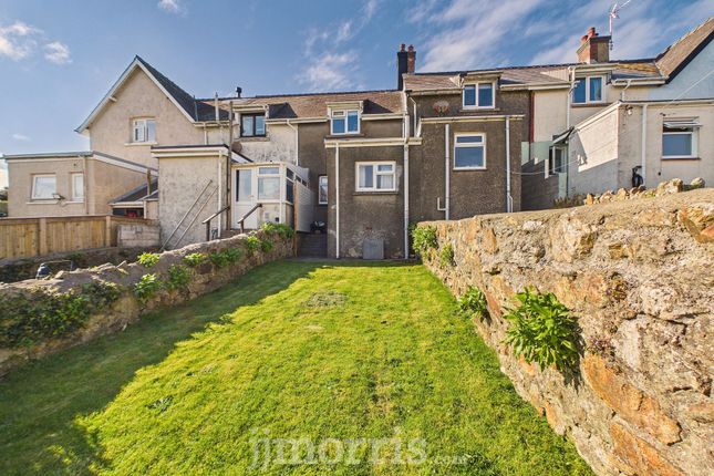 8 Harbour Village, Goodwick photo 3