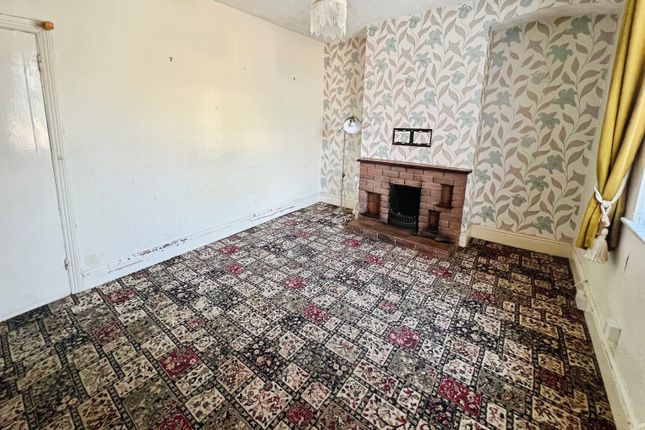 15, Woodland Road, Burton-on-trent photo 2