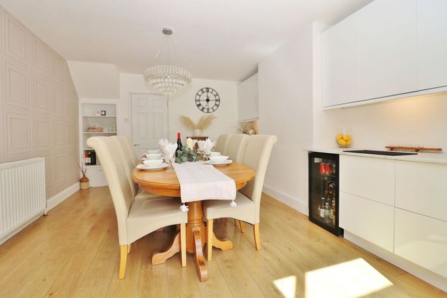 9 St. Johns Road, Southampton photo 3