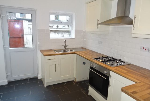 12, Standard Terrace, Porth photo 3