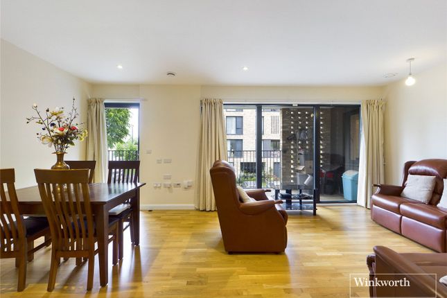 Flat 14,, Palm Court, Kingsbury photo 4