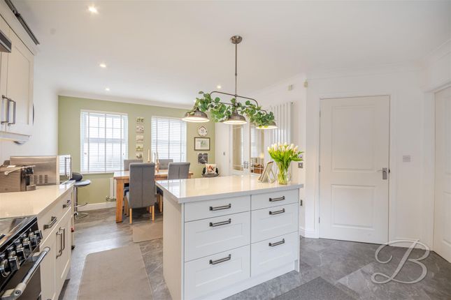 6, Grindleford Grange, Mansfield photo 3