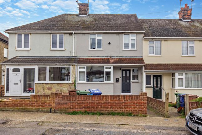 Thumbnail Terraced house for sale in Moore Avenue, Grays