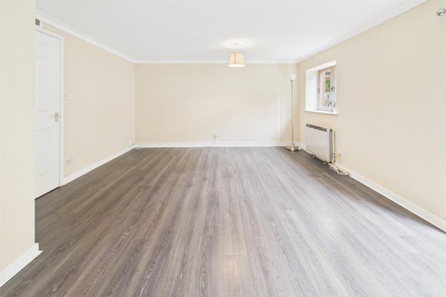 G/2, 32, Ratho Drive, Glasgow photo 3