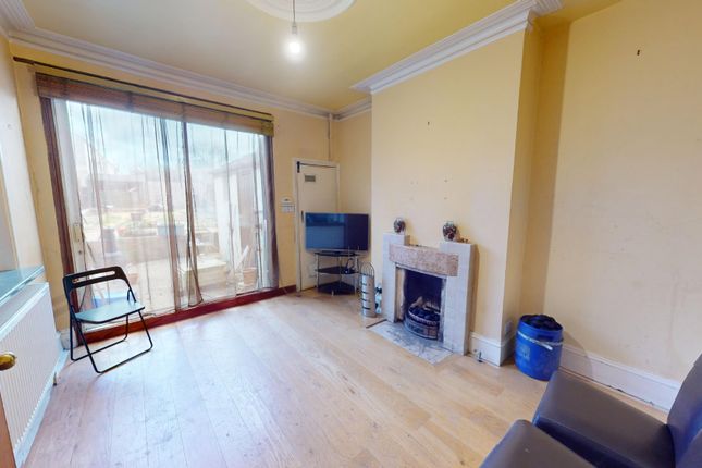 Room to rent in Nutfield Road, Thornton Heath