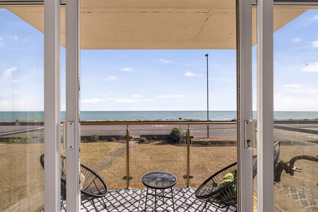 9, Emma Brook Court, Sea Road, Rustington photo 4