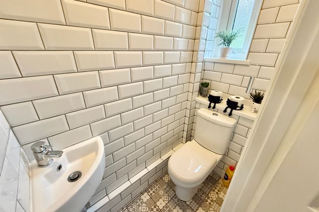 30, Garden City, Merthyr Tydfil photo 4