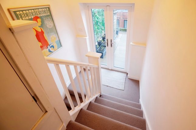 Flat for sale in 7 Severus Road, Battersea