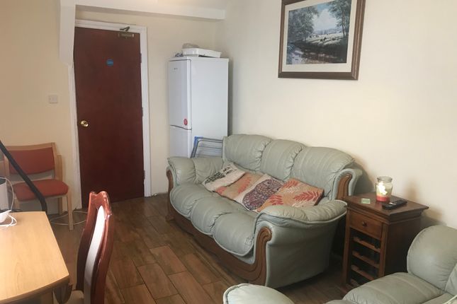 Shared accommodation to rent in 38 Rhyddings Park Road, Swansea