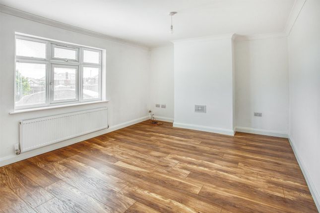 8, Beechwood Crescent, Derby photo 5