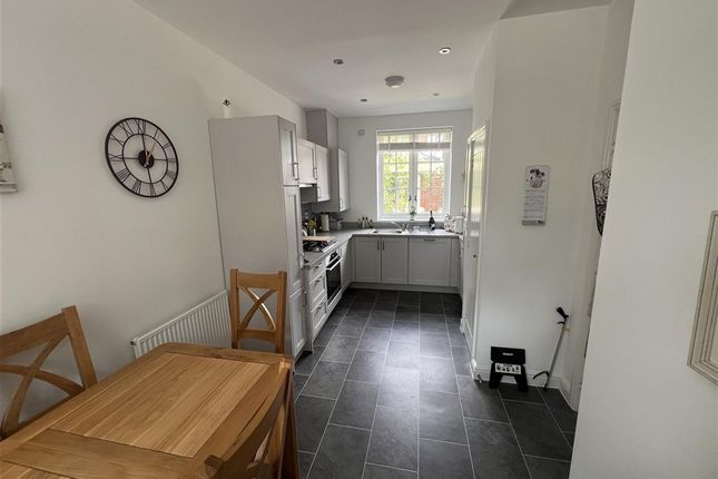 Three Fields Road, Tenterden photo 2