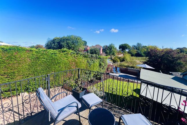 27, Ince Drive, Farndon photo 2