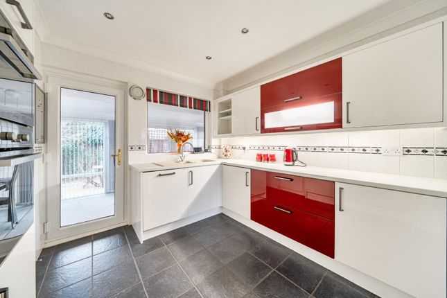 Woodcroft Lane, Waterlooville photo 4