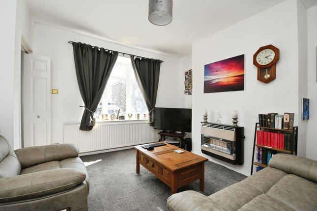 5, Eyre Avenue, SCUNTHORPE photo 2