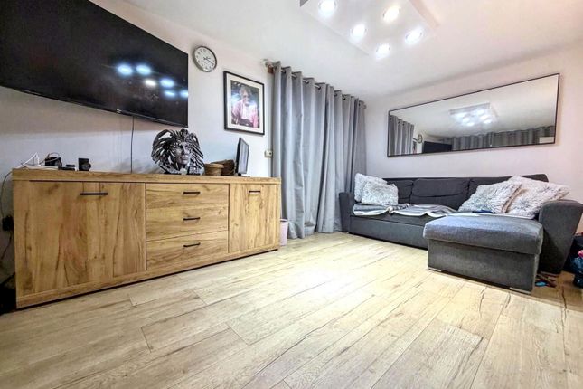 85, Chillerton Way, Wingate photo 3