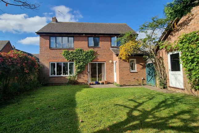 Detached house for sale in Dale Close, Long Itchington