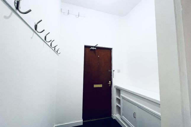 80, Henry Street, Alva photo 5